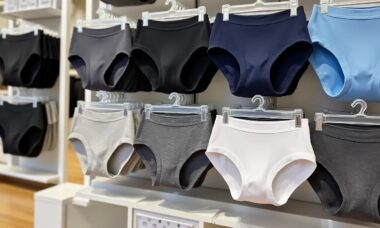 découvrez les critères incontournables pour choisir un slip homme taille basse en coton de qualité : confort, respirabilité, coupe ergonomique et finitions durables. faites le bon choix pour votre bien-être au quotidien !