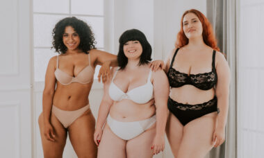 Lingerie inclusive pour femme ronde