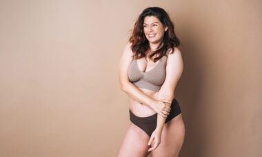 soutien-gorge minimiseur pour forte poitrine